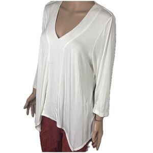 Adrianna Papell 
NWT shark bite dressy flowy classic popover blouse 3/4 sleeves